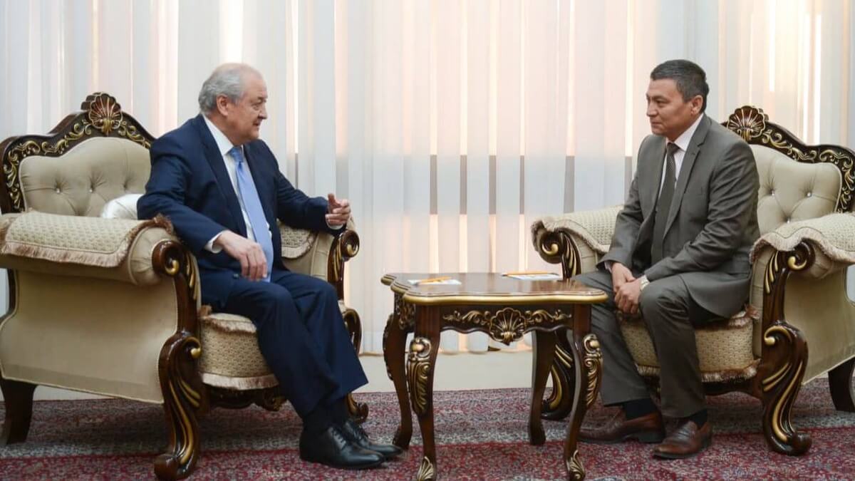 a6f354f30f6d39a94e924fe0b81b8e98