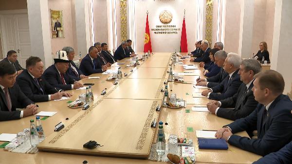 vnmj8xc5fhb43yci4jaqx7gyyzug9lix