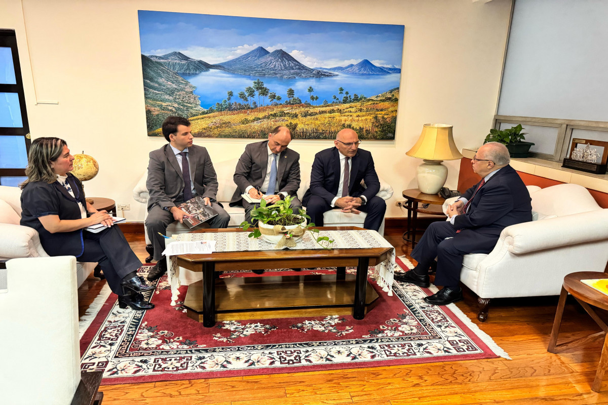 68161d8a0295a68161d8a0295b174627981868161d8a0295868161d8a02959