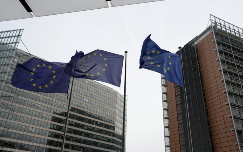 1b2954d7-469c-326c-b391-d03f2e97b7fb_850