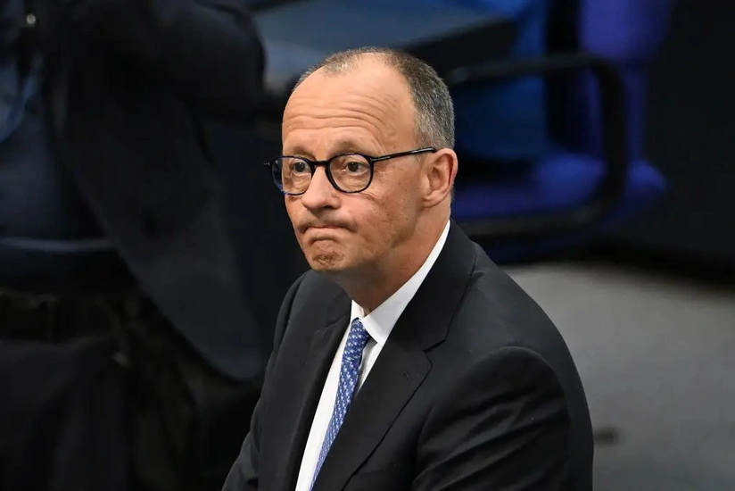 Hg8TVq9iflKWTXrtL3EzbaG56LRqcpO0AszwrcjF_825