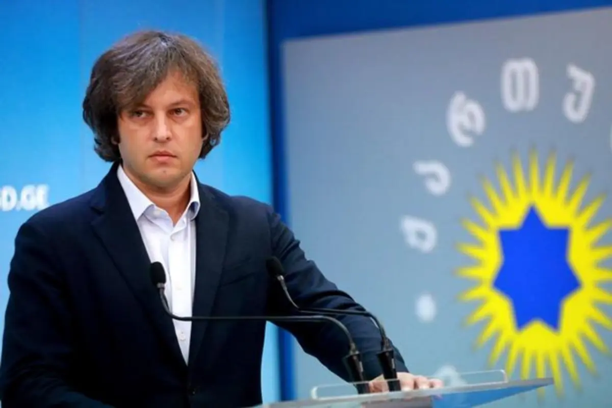 be5e29fe-f2c6-350d-bf80-9c39f280