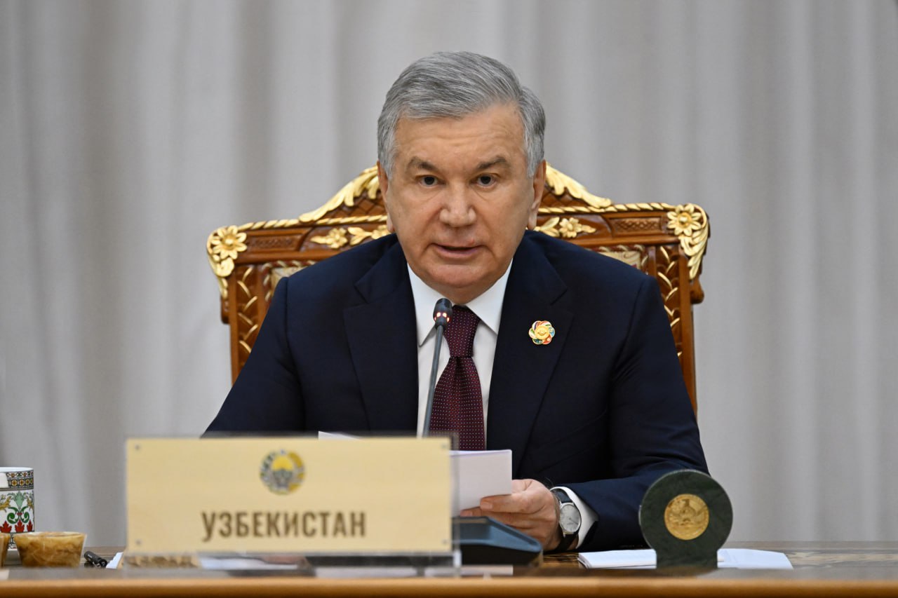 mirziyoyev_dushanbe_091025_1